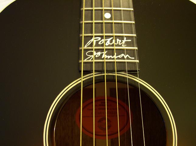 Robert Johnson L-1 Picture 15